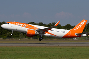 easyJet Airbus A320-214 (G-EZGX) at  Hamburg - Fuhlsbuettel (Helmut Schmidt), Germany