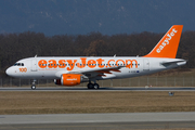 easyJet Airbus A319-111 (G-EZID) at  Geneva - International, Switzerland