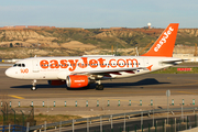 easyJet Airbus A319-111 (G-EZID) at  Madrid - Barajas, Spain