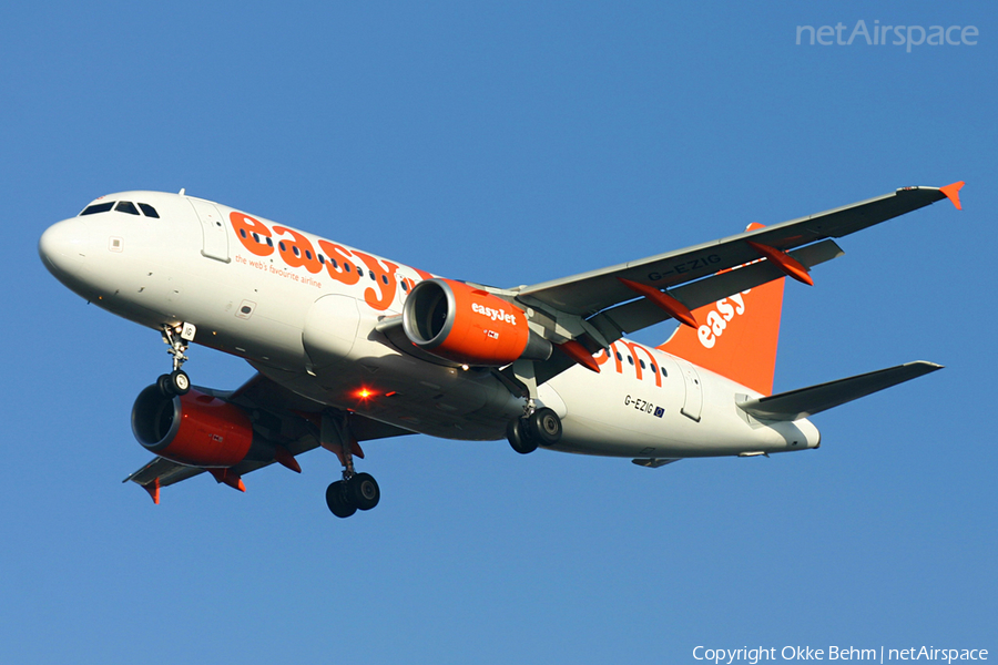 easyJet Airbus A319-111 (G-EZIG) | Photo 42314