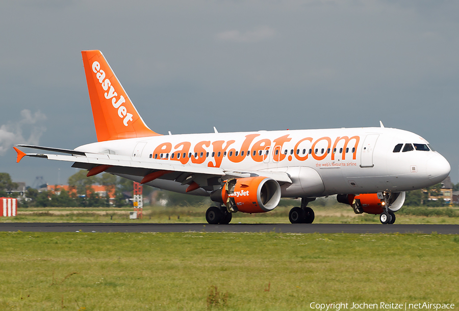 easyJet Airbus A319-111 (G-EZIH) | Photo 78865