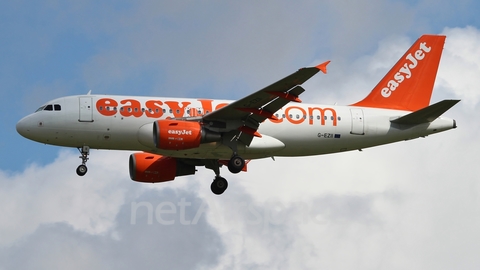 easyJet Airbus A319-111 (G-EZII) at  Paris - Charles de Gaulle (Roissy), France