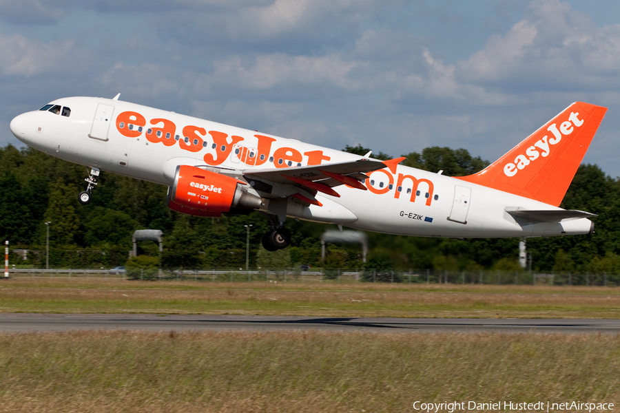 easyJet Airbus A319-111 (G-EZIK) | Photo 480752