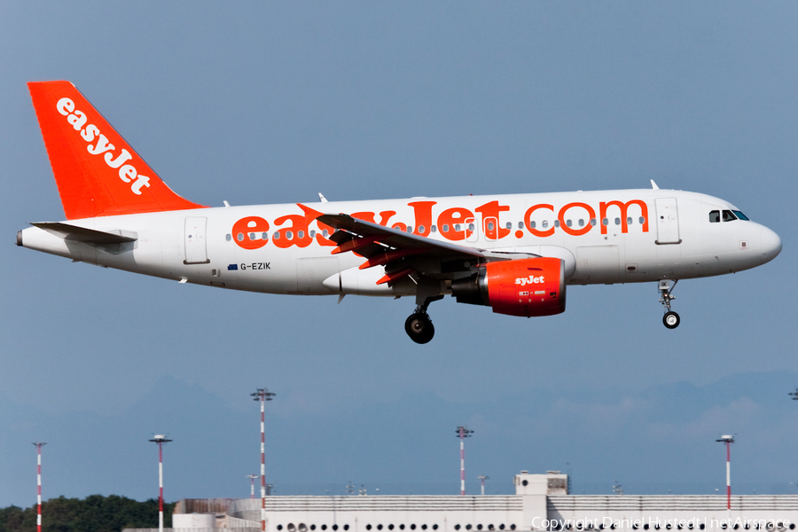 easyJet Airbus A319-111 (G-EZIK) | Photo 472285