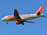 easyJet Airbus A319-111 (G-EZIL) at  Belfast / Aldergrove - International, United Kingdom