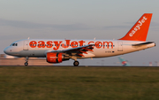 easyJet Airbus A319-111 (G-EZIL) at  Paris - Charles de Gaulle (Roissy), France