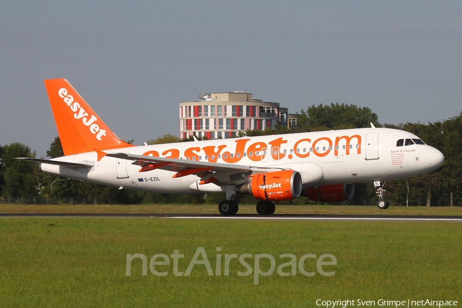 easyJet Airbus A319-111 (G-EZIL) | Photo 98883