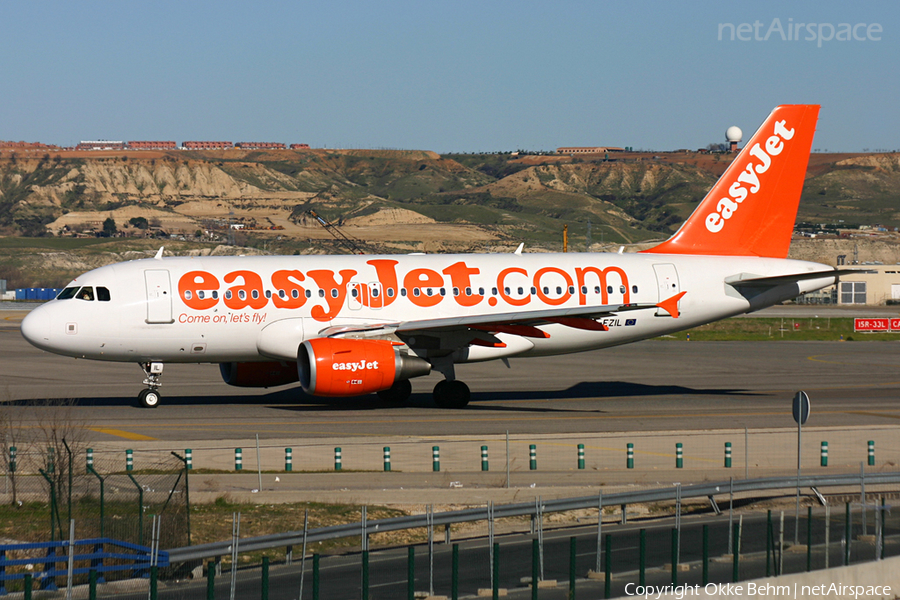 easyJet Airbus A319-111 (G-EZIL) | Photo 42316