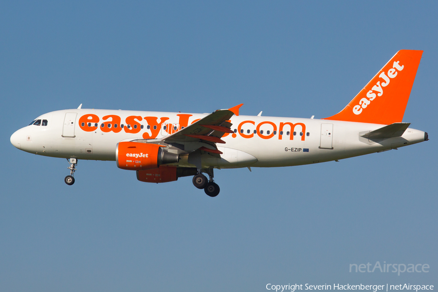 easyJet Airbus A319-111 (G-EZIP) | Photo 217193
