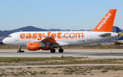 easyJet Airbus A319-111 (G-EZIP) at  Barcelona - El Prat, Spain