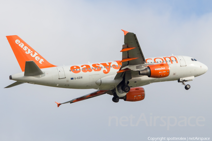 easyJet Airbus A319-111 (G-EZIR) | Photo 111035