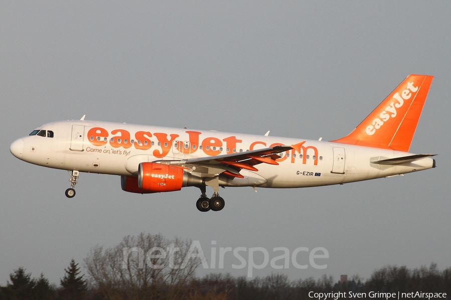easyJet Airbus A319-111 (G-EZIR) | Photo 19789