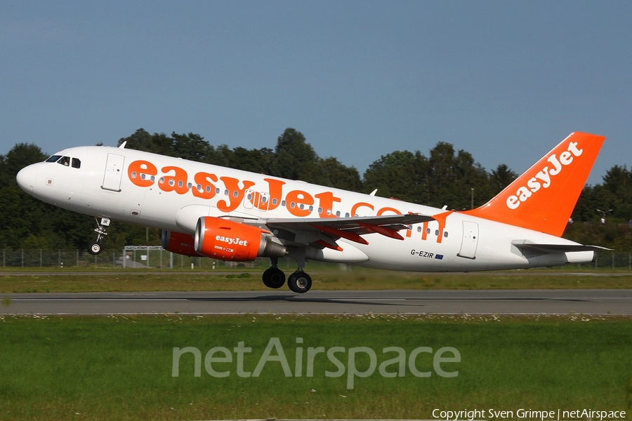 easyJet Airbus A319-111 (G-EZIR) | Photo 89040
