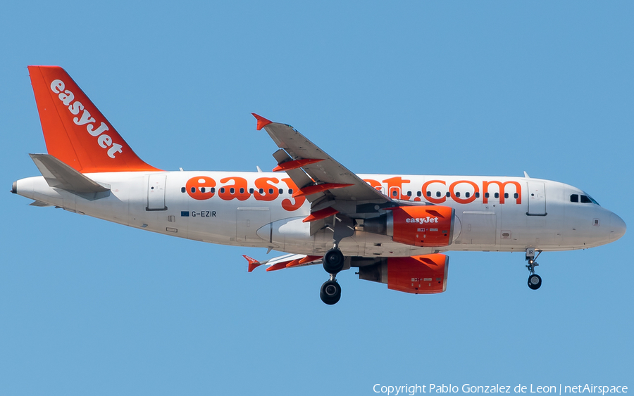 easyJet Airbus A319-111 (G-EZIR) | Photo 339754