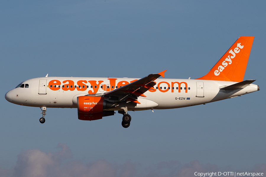 easyJet Airbus A319-111 (G-EZIV) | Photo 354104