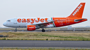 easyJet Airbus A319-111 (G-EZIW) at  Paris - Charles de Gaulle (Roissy), France