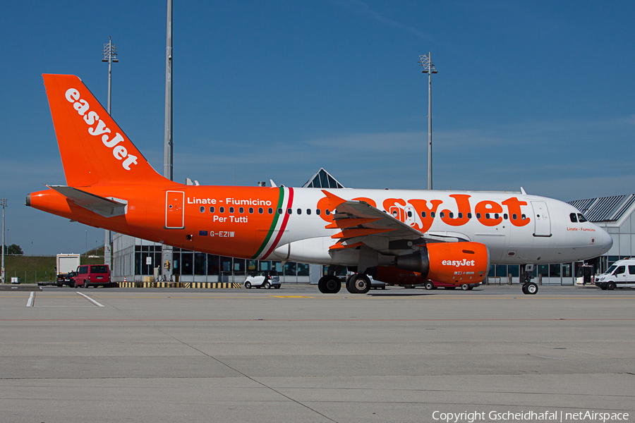 easyJet Airbus A319-111 (G-EZIW) | Photo 170604