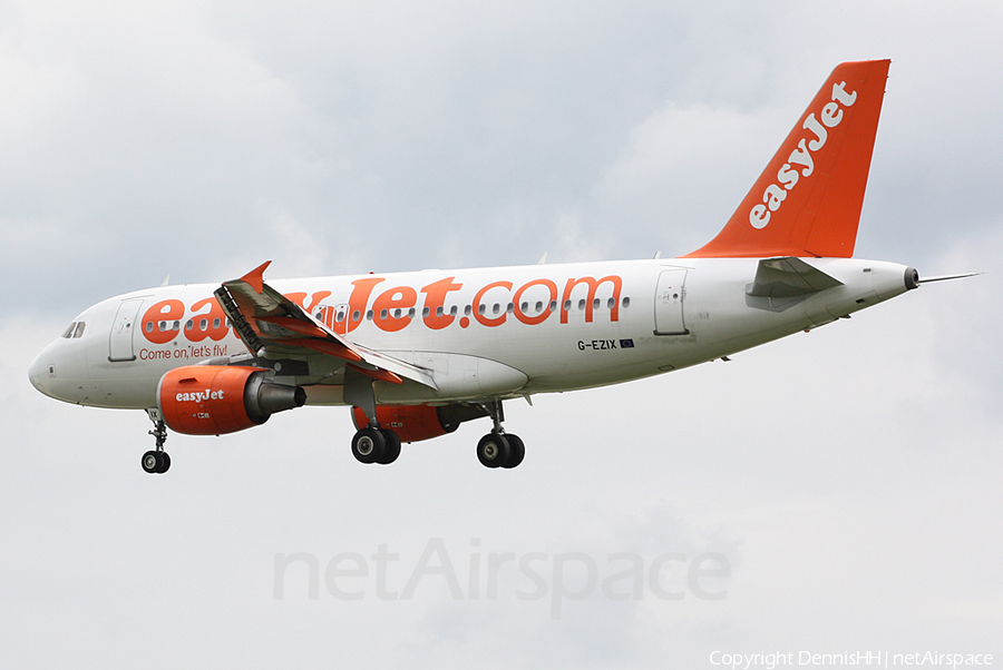 easyJet Airbus A319-111 (G-EZIX) | Photo 405731