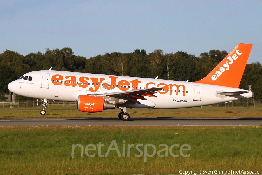easyJet Airbus A319-111 (G-EZIY) | Photo 85327