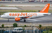 easyJet Airbus A319-111 (G-EZIZ) at  Madrid - Barajas, Spain