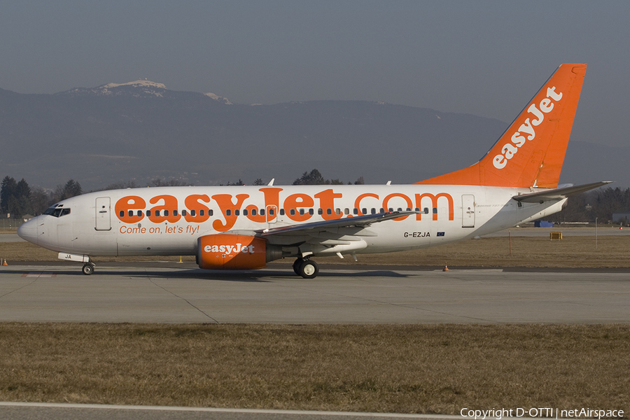 easyJet Boeing 737-73V (G-EZJA) | Photo 272138