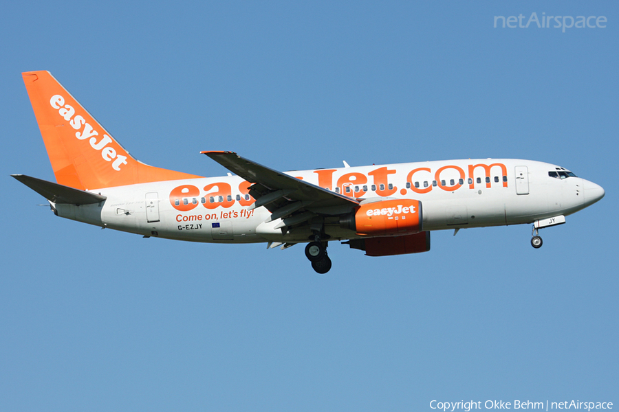 easyJet Boeing 737-73V (G-EZJY) | Photo 58882