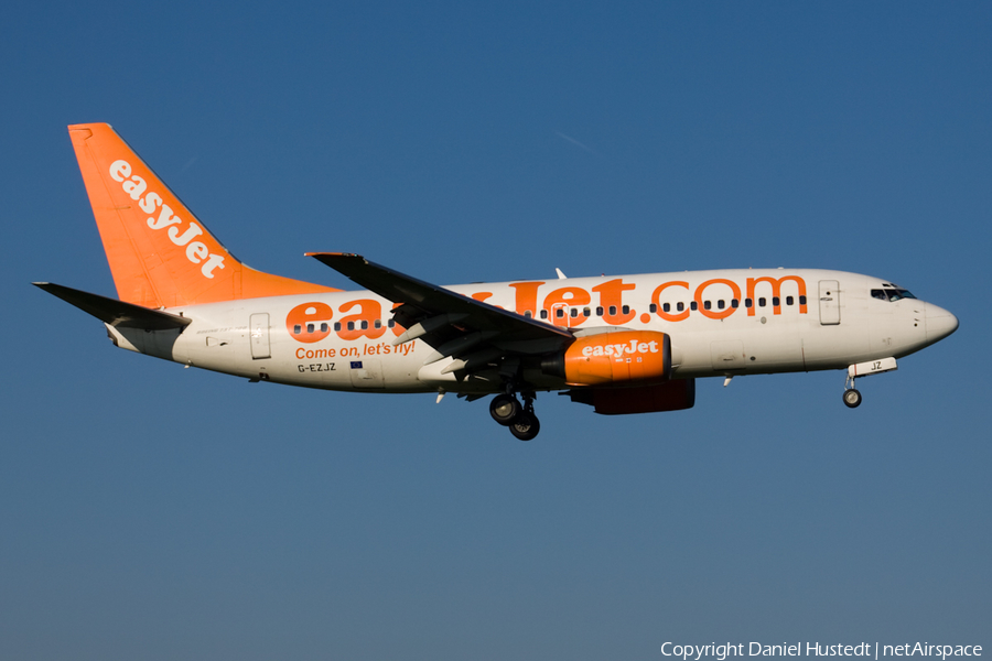 easyJet Boeing 737-73V (G-EZJZ) | Photo 548289