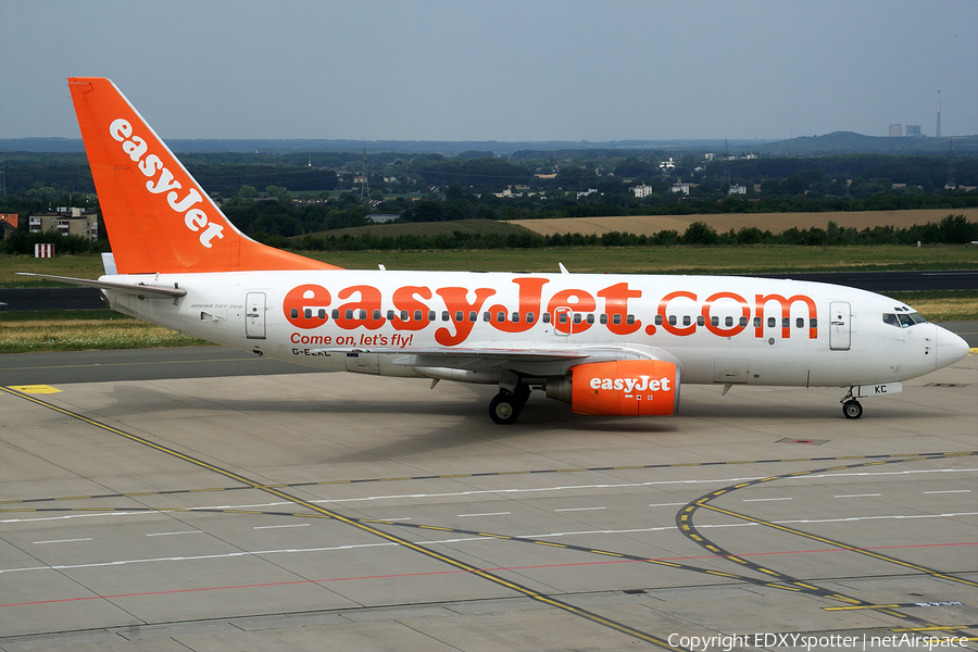 easyJet Boeing 737-73V (G-EZKC) | Photo 280336