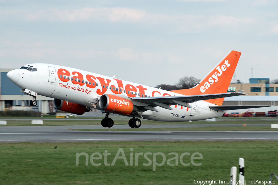 easyJet Boeing 737-73V (G-EZKC) | Photo 31709
