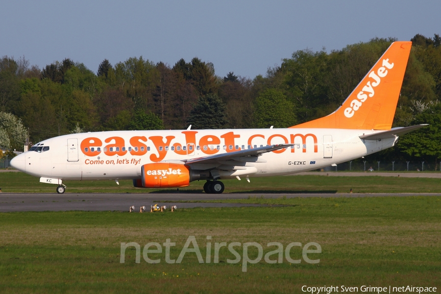 easyJet Boeing 737-73V (G-EZKC) | Photo 464145