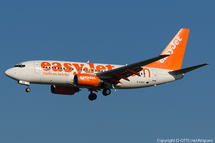 easyJet Boeing 737-73V (G-EZKD) | Photo 202638