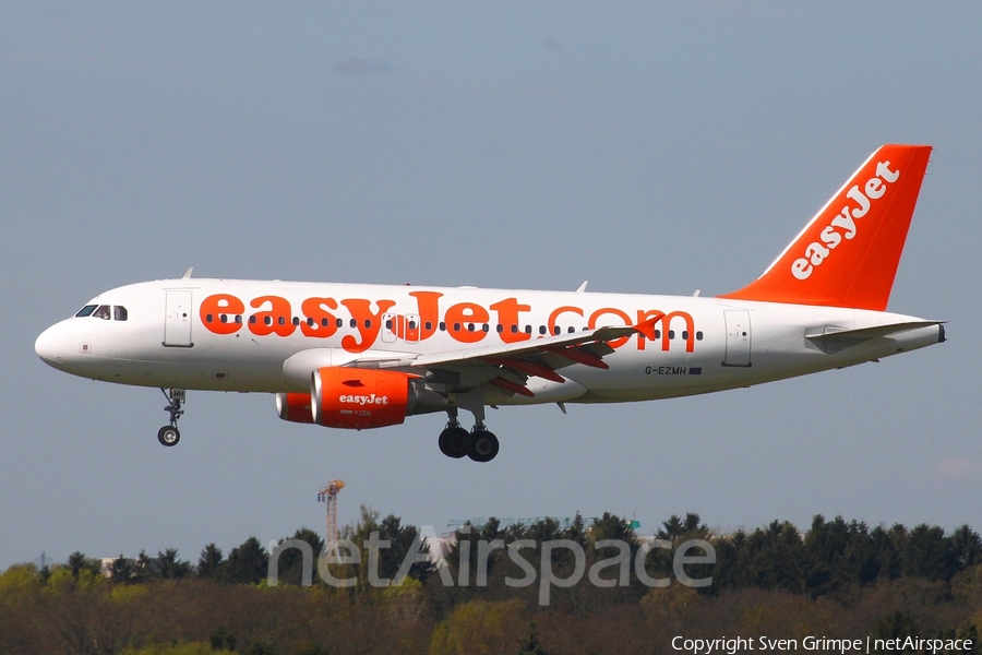 easyJet Airbus A319-111 (G-EZMH) | Photo 45785