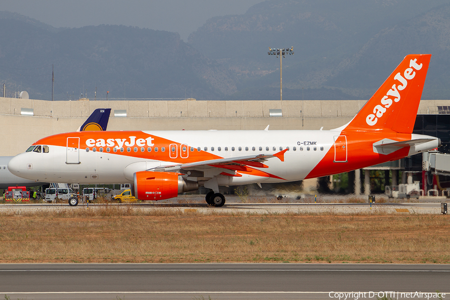 easyJet Airbus A319-111 (G-EZMK) | Photo 265637