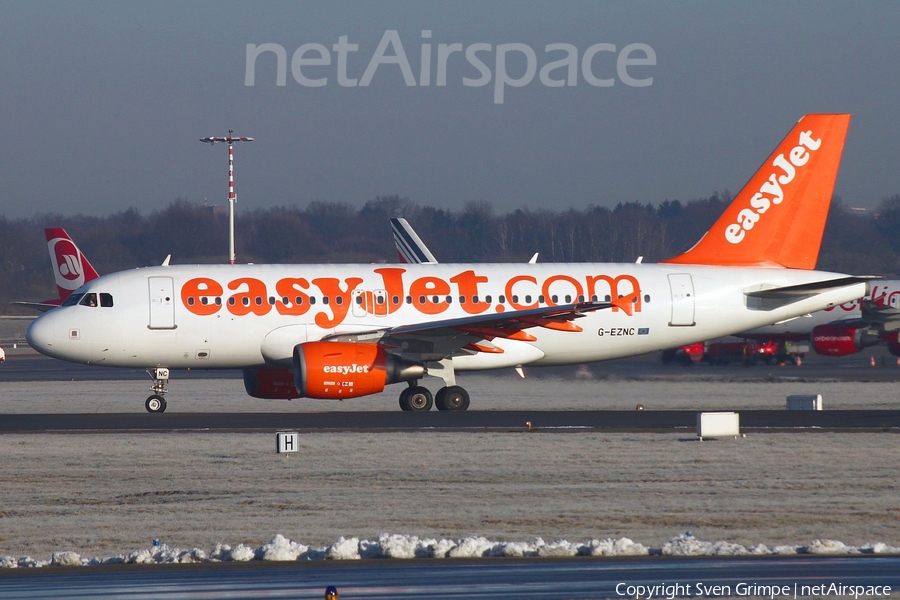 easyJet Airbus A319-111 (G-EZNC) | Photo 140078