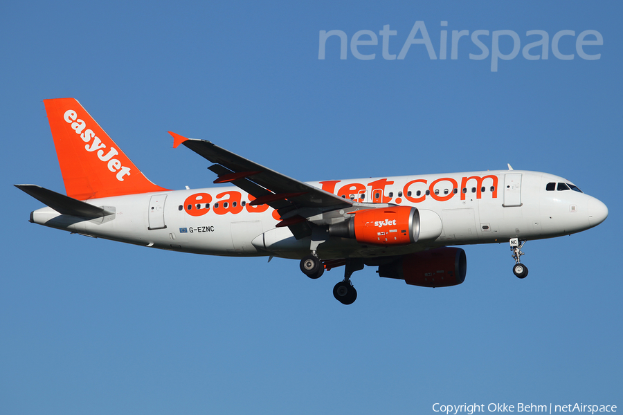 easyJet Airbus A319-111 (G-EZNC) | Photo 213606