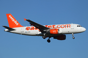 easyJet Airbus A319-111 (G-EZNC) at  Hamburg - Fuhlsbuettel (Helmut Schmidt), Germany