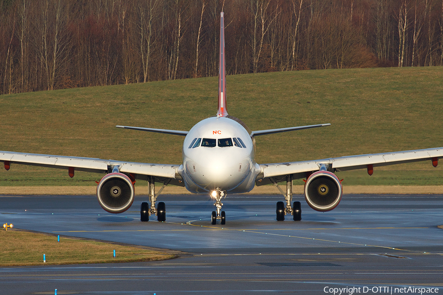 easyJet Airbus A319-111 (G-EZNC) | Photo 429014