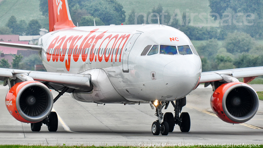 easyJet Airbus A319-111 (G-EZNC) | Photo 406253