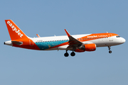 easyJet Airbus A320-214 (G-EZOA) at  Tenerife Sur - Reina Sofia, Spain