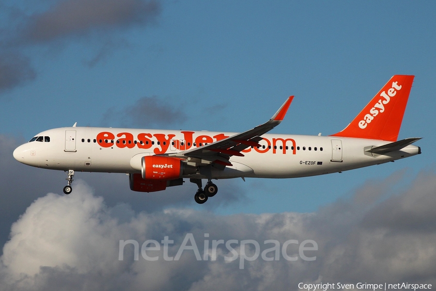 easyJet Airbus A320-214 (G-EZOF) | Photo 114134