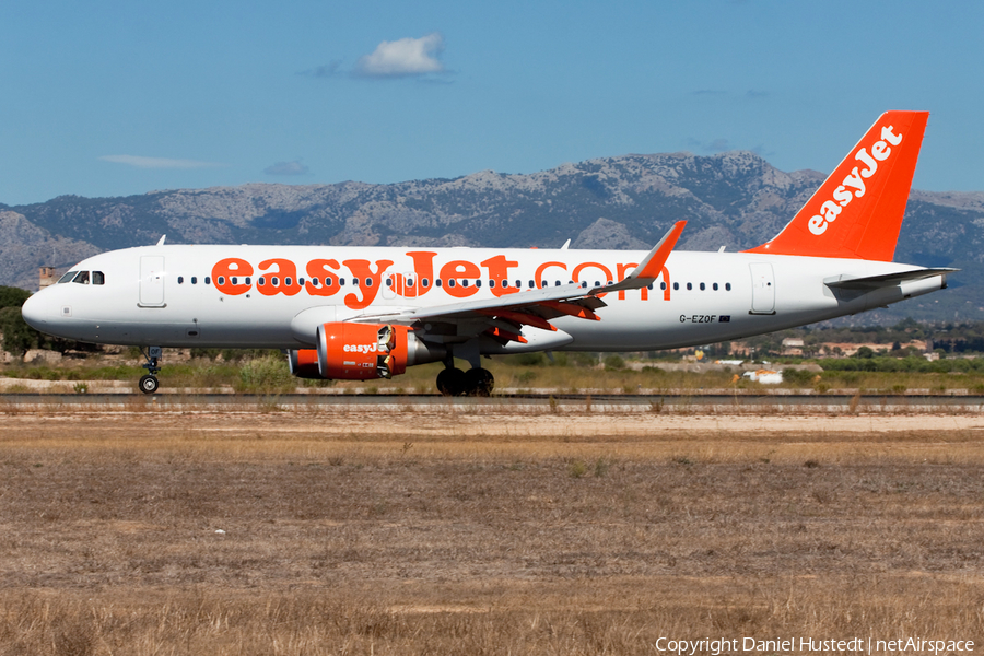 easyJet Airbus A320-214 (G-EZOF) | Photo 487510