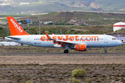 easyJet Airbus A320-214 (G-EZOF) at  Tenerife Sur - Reina Sofia, Spain