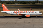 easyJet Airbus A320-214 (G-EZOF) at  Berlin - Tegel, Germany