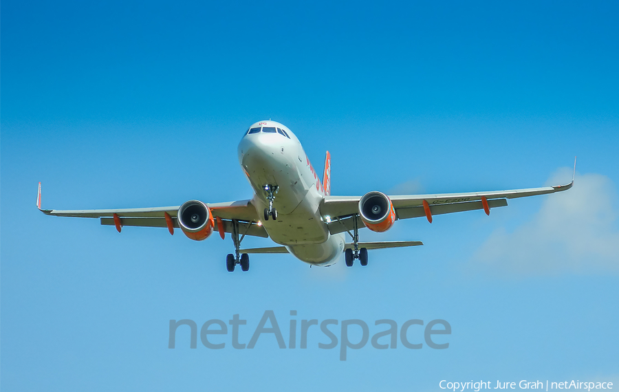 easyJet Airbus A320-214 (G-EZOG) | Photo 107018