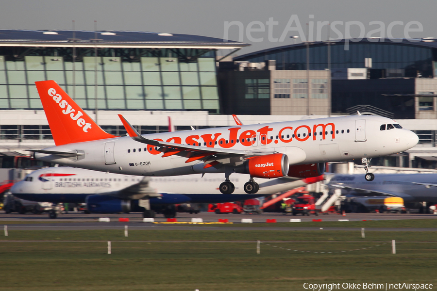 easyJet Airbus A320-214 (G-EZOH) | Photo 104123