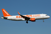 easyJet Airbus A320-214 (G-EZOI) at  Hamburg - Fuhlsbuettel (Helmut Schmidt), Germany