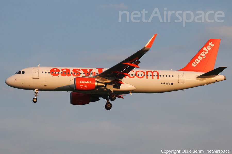 easyJet Airbus A320-214 (G-EZOJ) | Photo 108676