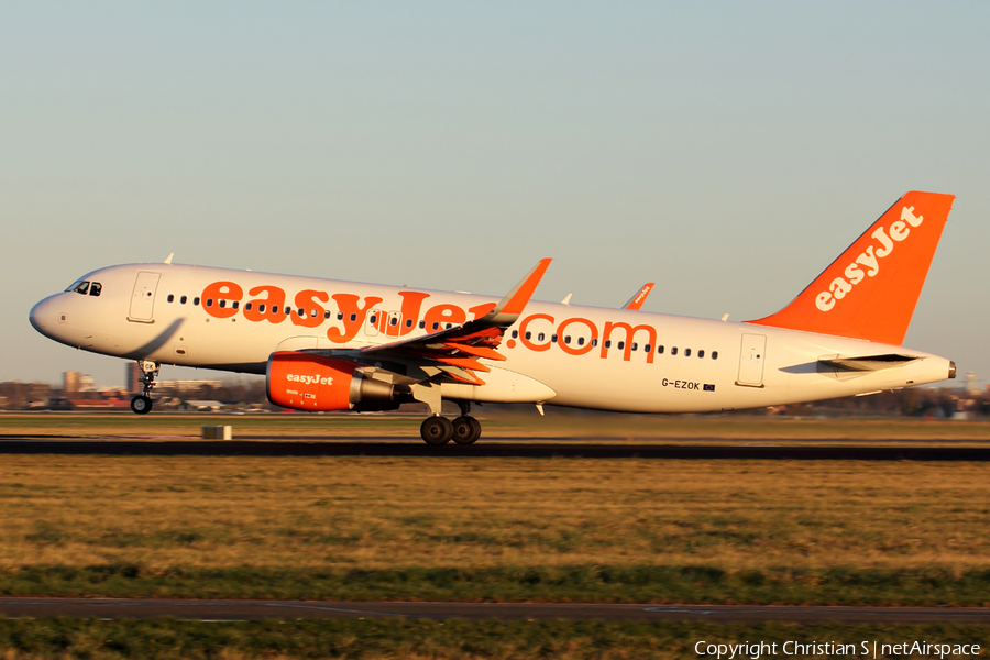 easyJet Airbus A320-214 (G-EZOK) | Photo 96157