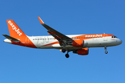 easyJet Airbus A320-214 (G-EZOL) at  Barcelona - El Prat, Spain