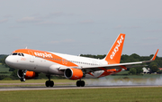 easyJet Airbus A320-214 (G-EZOL) at  London - Luton, United Kingdom